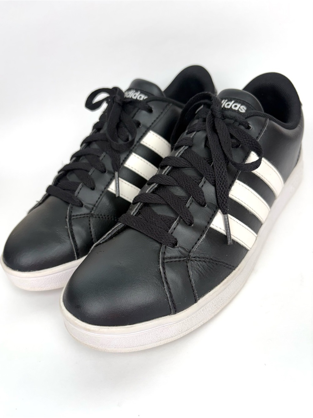 adidas Grand Court Base Tennis Shoes (Size 10W)